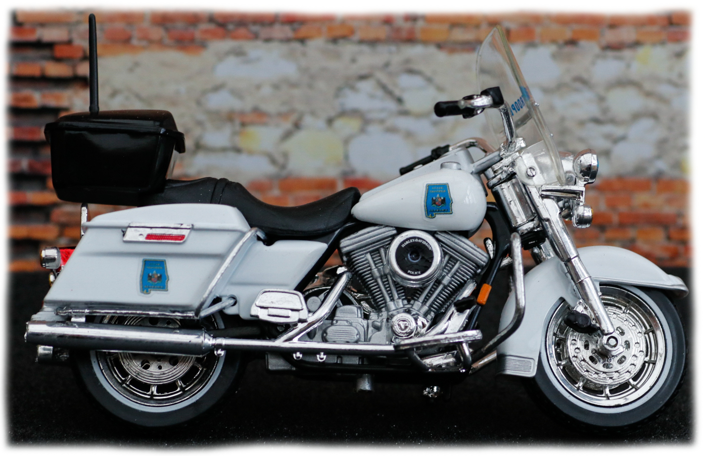 Maisto Harley Davidson Alabama State Trooper