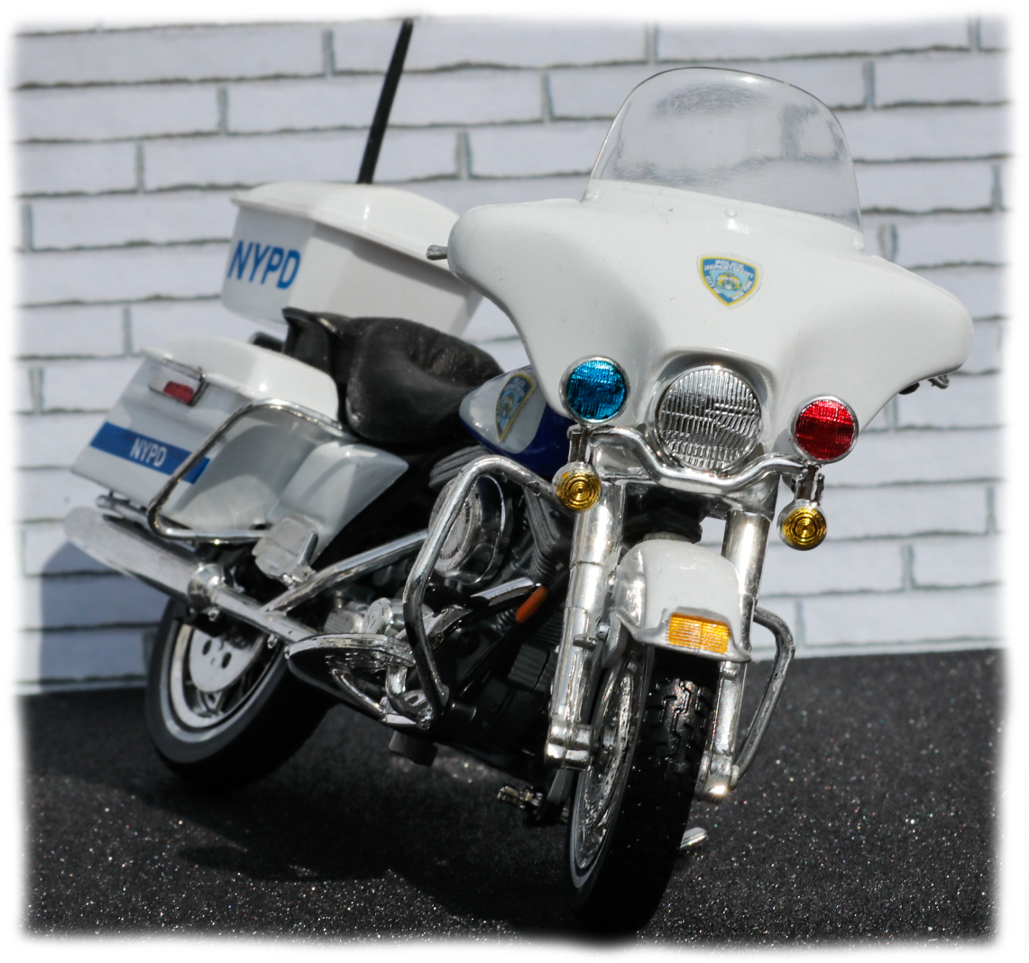 Maisto Harley Davidson Electraglide NYPD