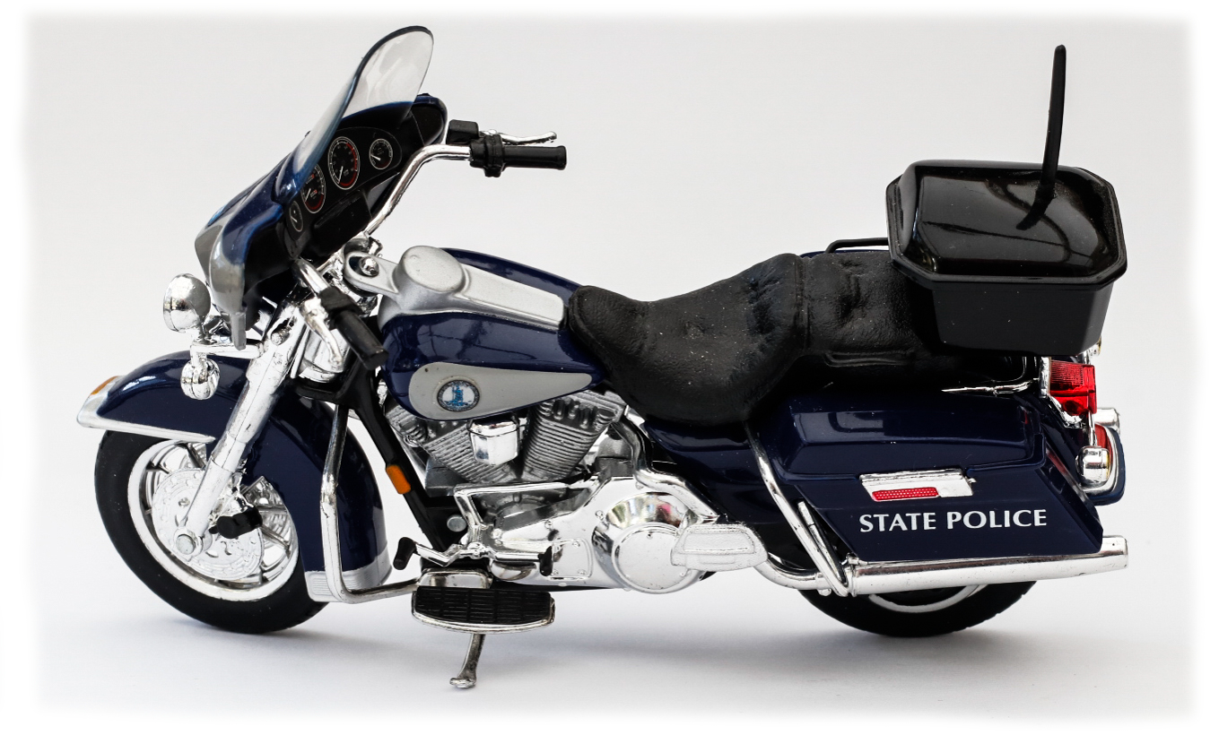 Maisto Harley Davidson Electraglide Virginia Police