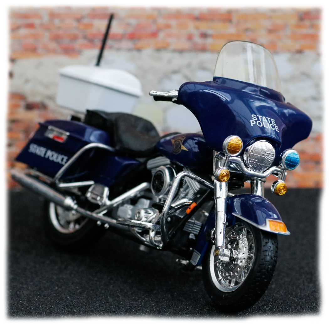 Maisto Harley Davidson Michigan State Police