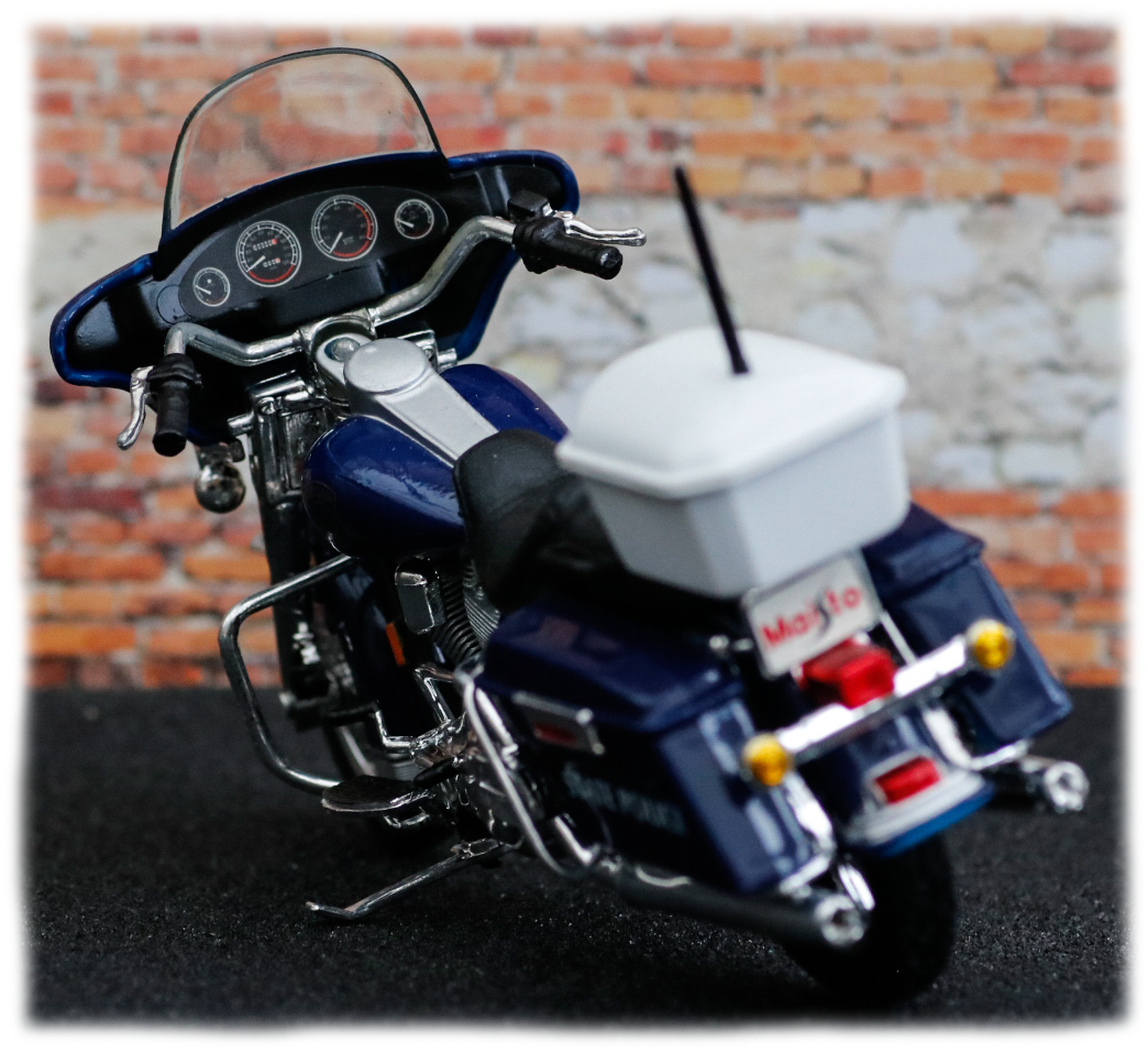 Maisto Harley Davidson Michigan State Police