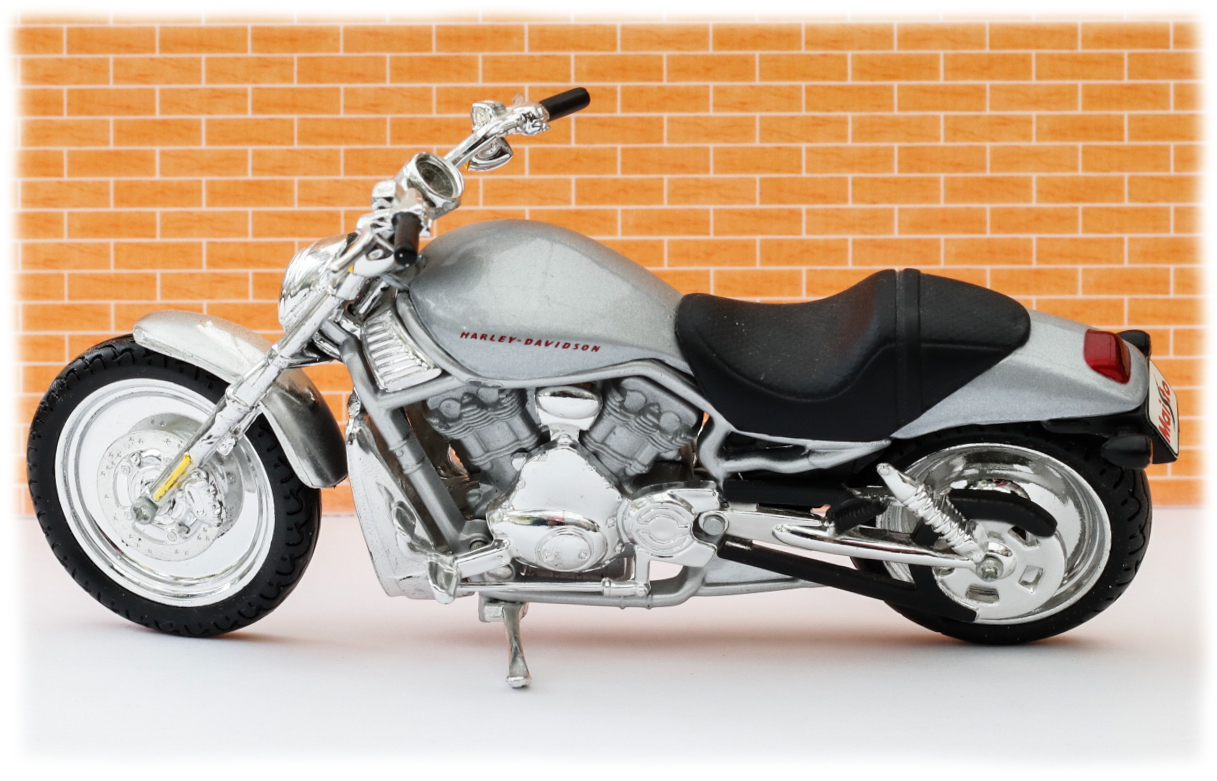 Maisto Harley Davidson VRSCA V-Rod 2002