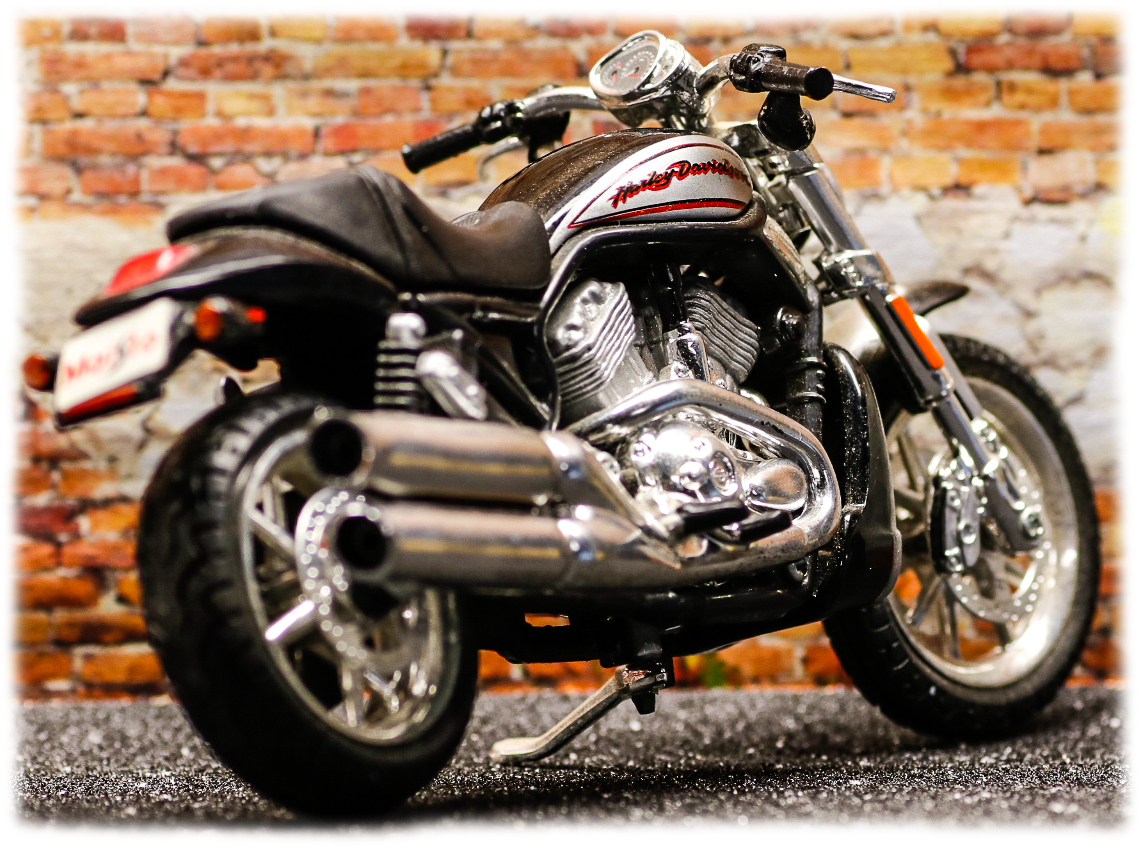 Maisto Harley Davidson VRSCA V-Rod 2006