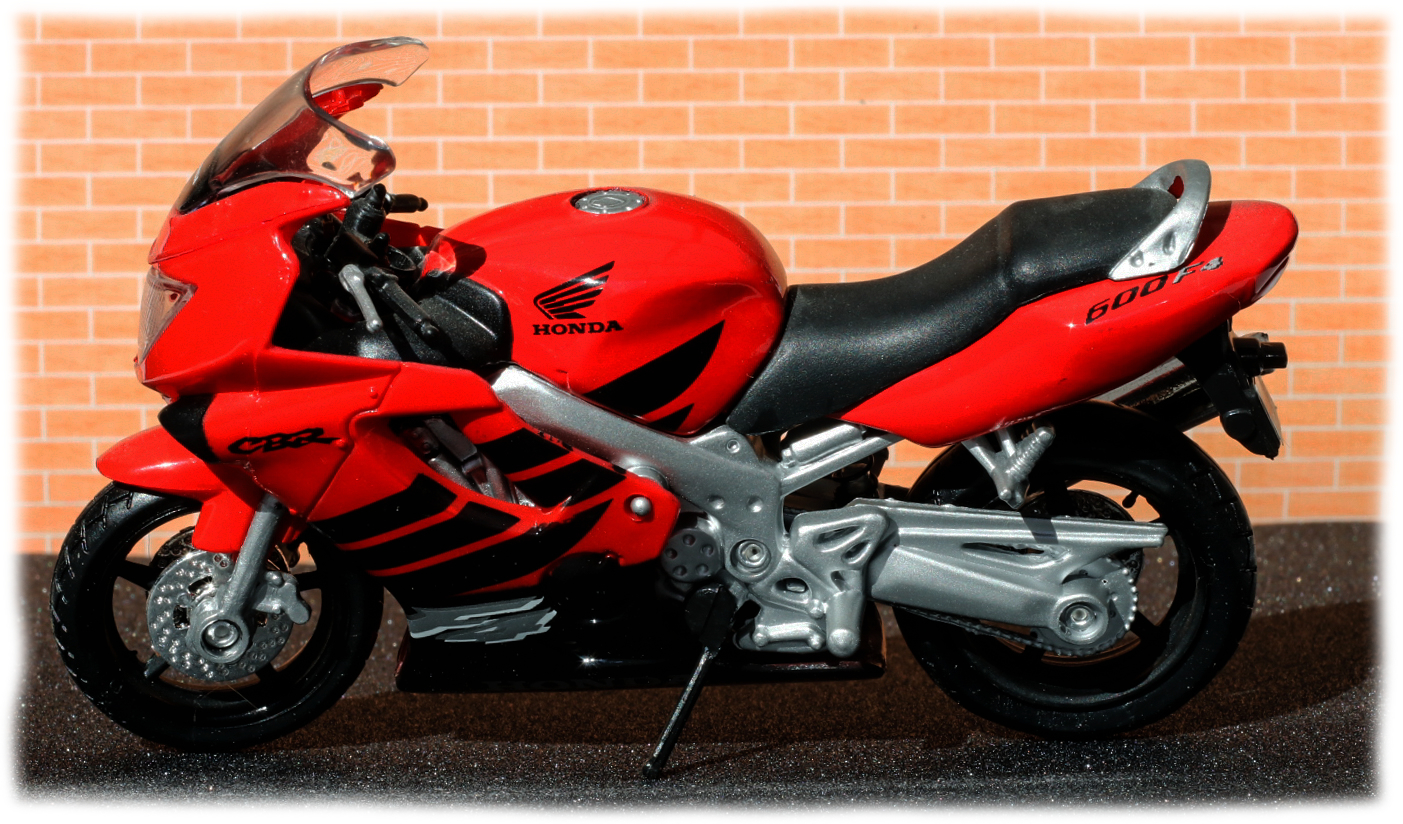 Maisto Honda CB600F4