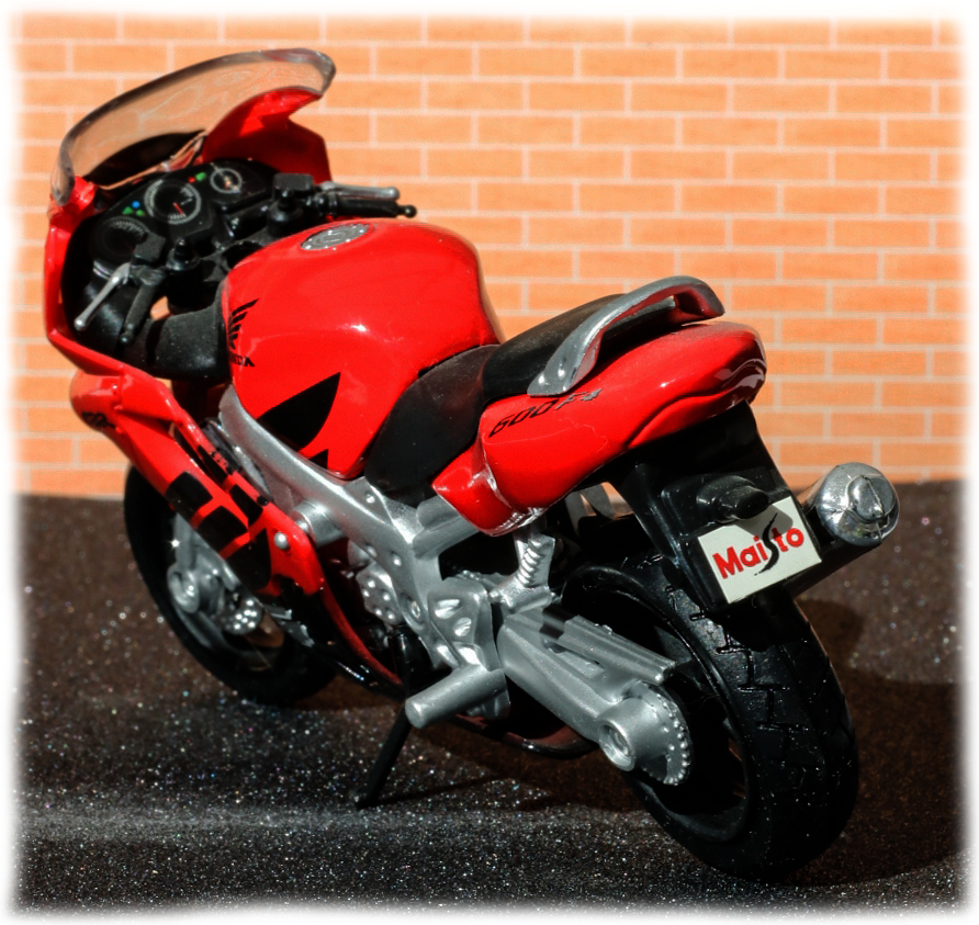Maisto Honda CB600F4