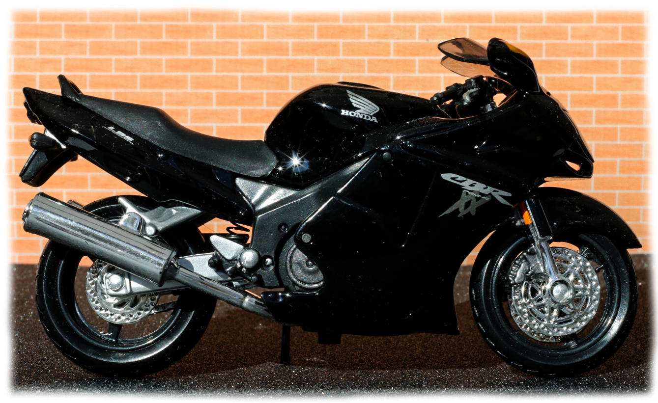 Maisto Honda CBR1100XX