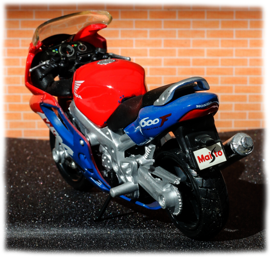Maisto Honda CBR600F