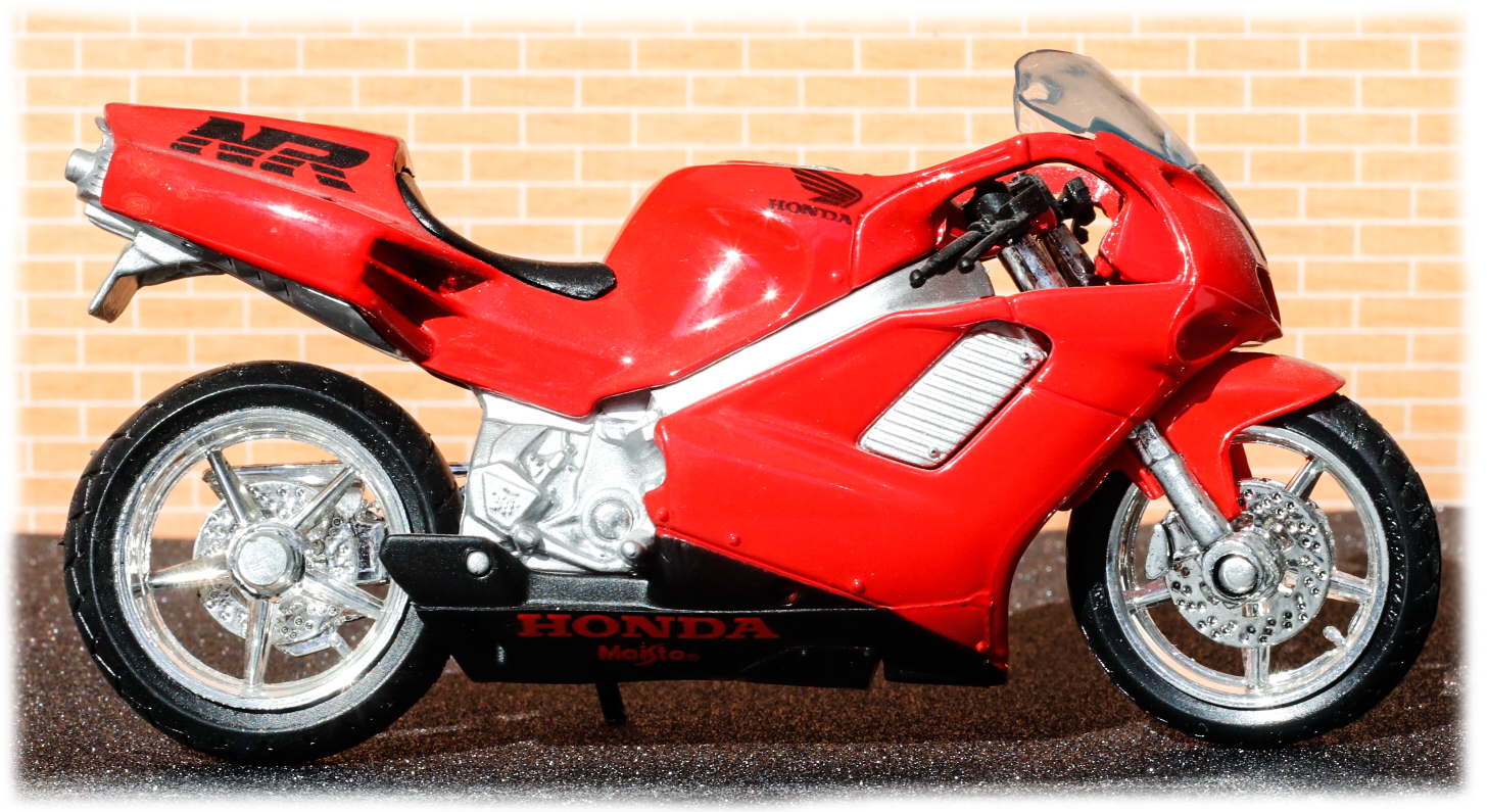 Maisto Honda NR750