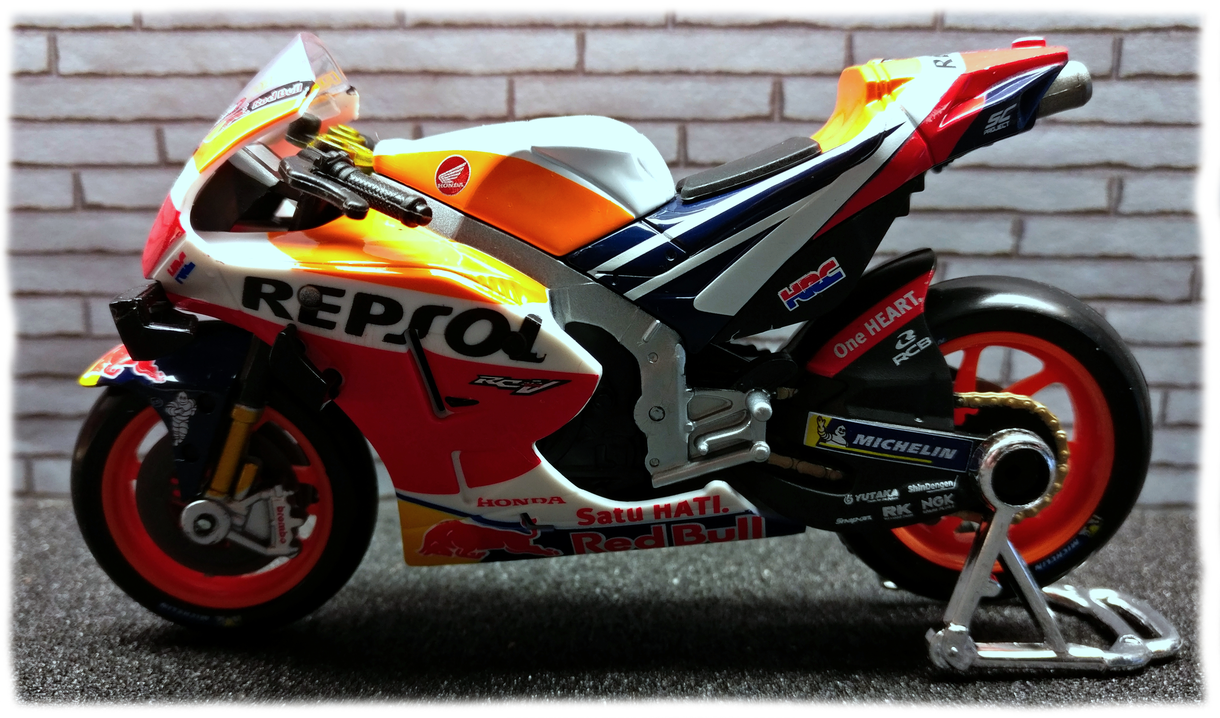 Maisto Honda Repsol RCV213