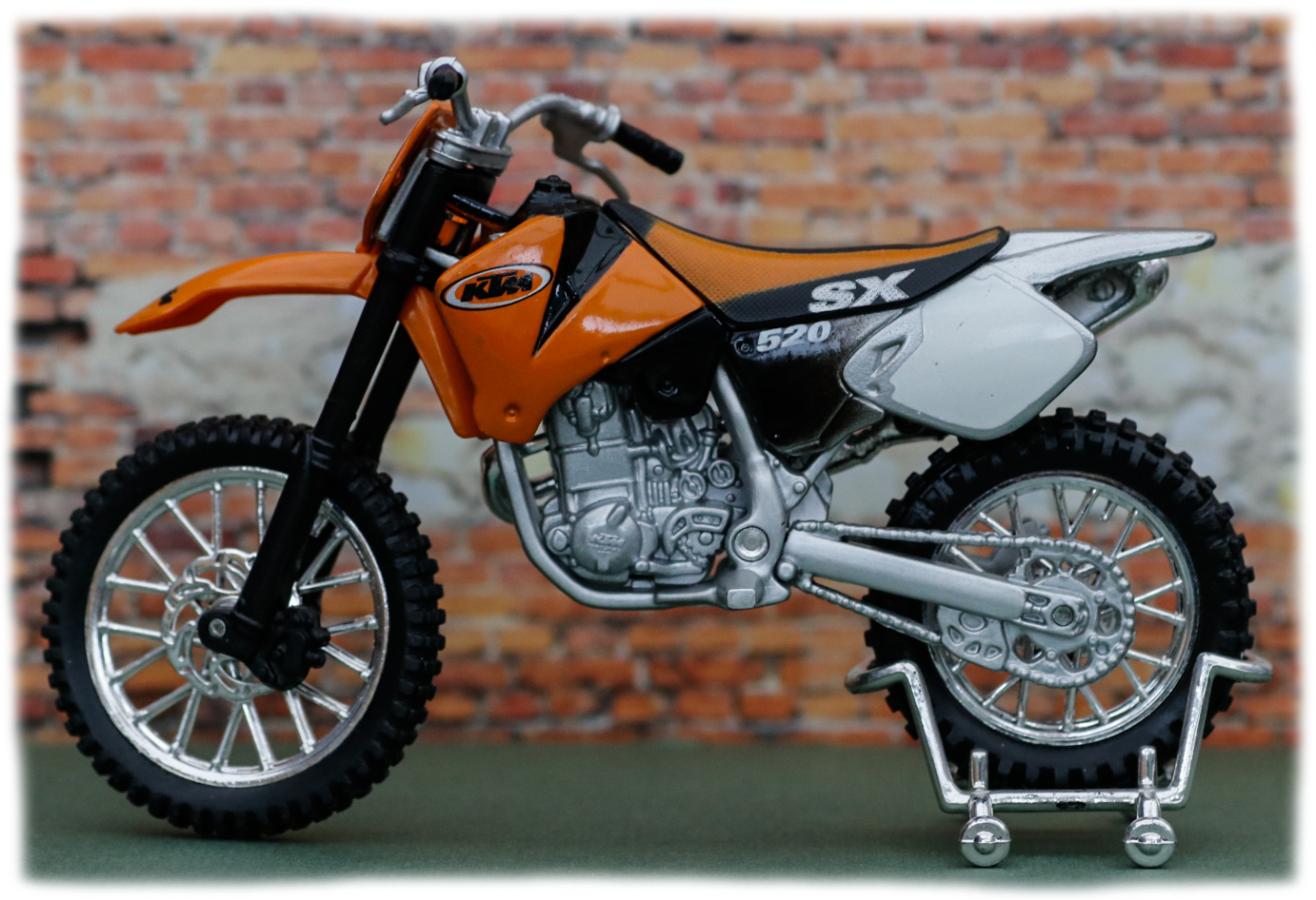Maisto KTM 520SX