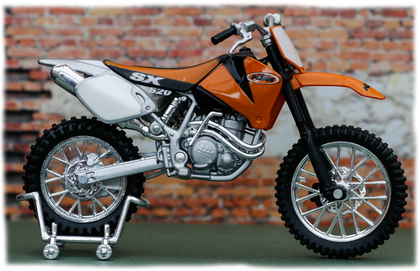 Maisto KTM 520SX