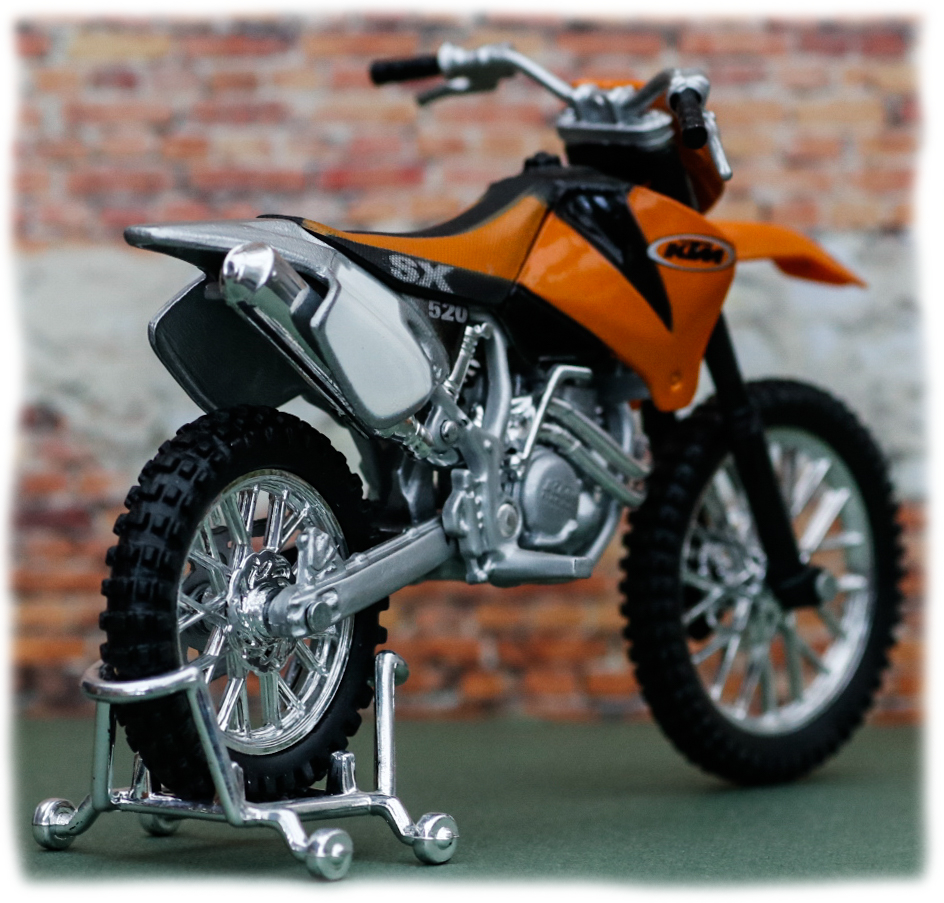 Maisto KTM 520SX