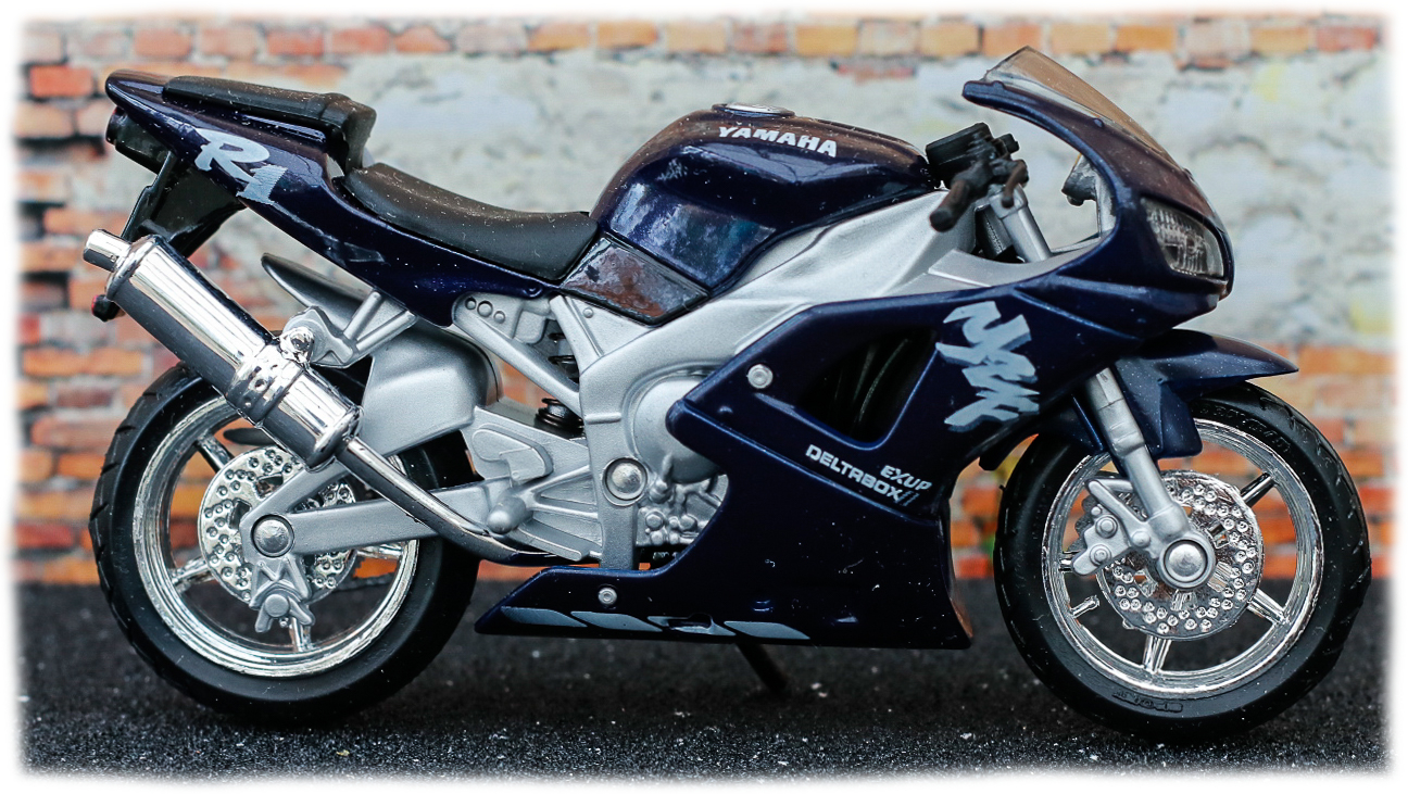 Maisto Yamaha YZF-R1