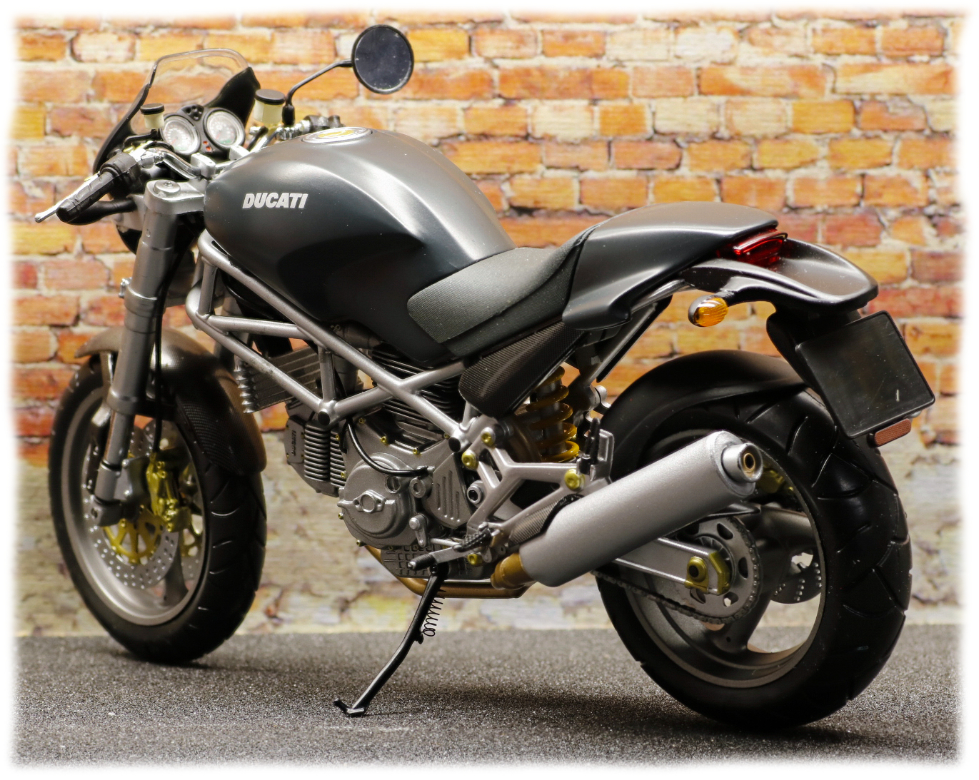 Minichamps Ducati Monster S4