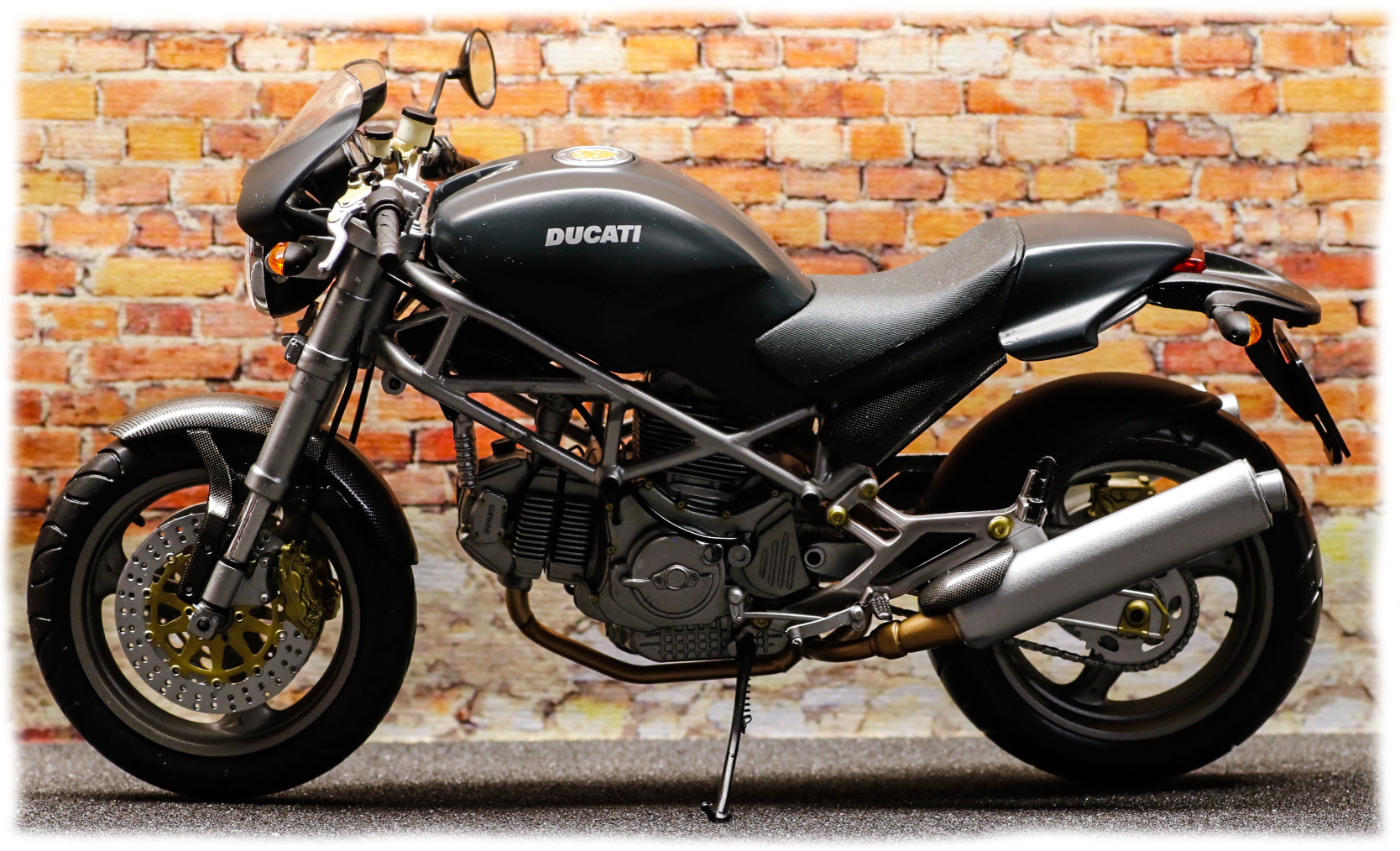 Minichamps Ducati Monster S4