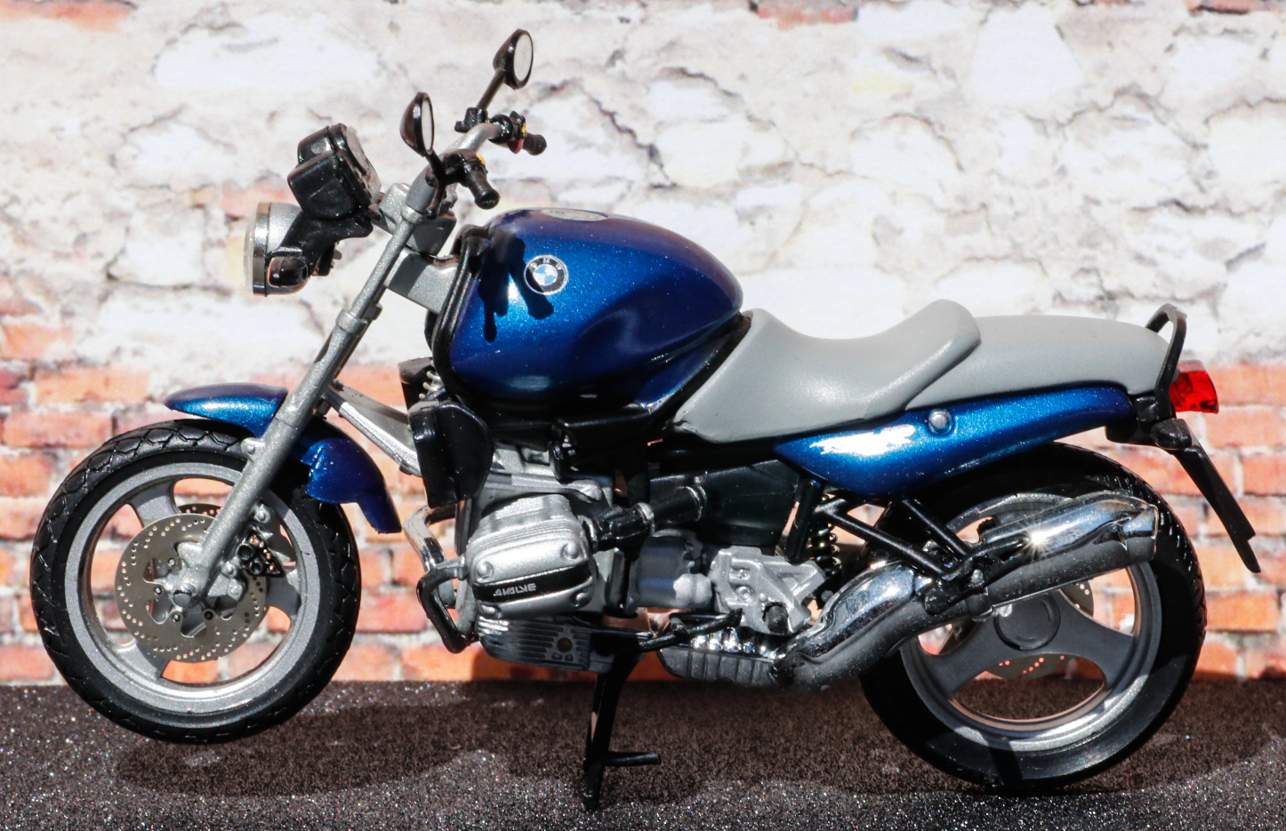 Minichamps Pauls Model Art_BMW R1100R