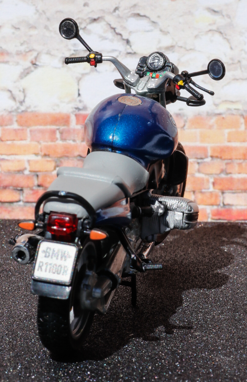 Minichamps Pauls Model Art_BMW R1100R