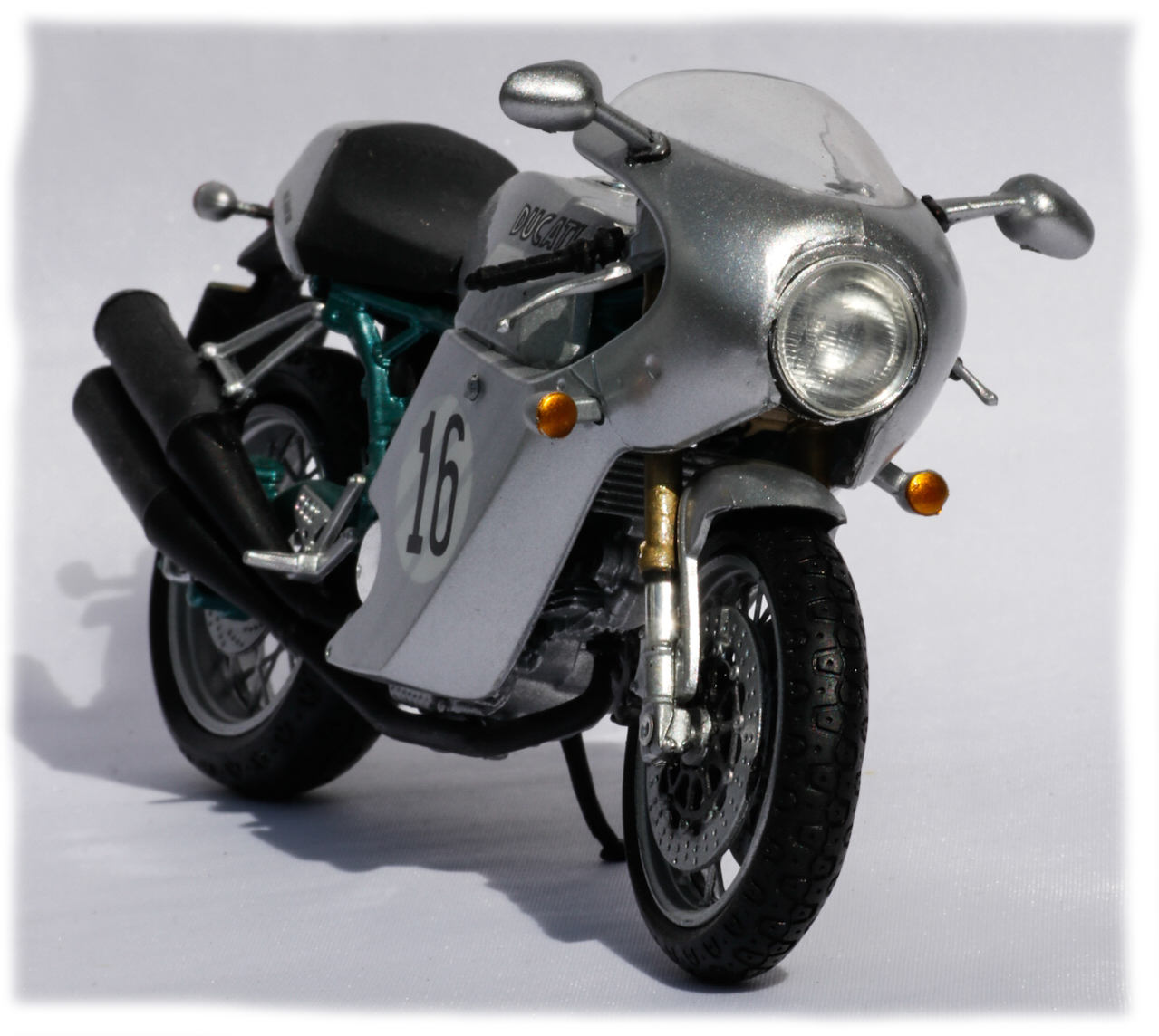 Solido Ducati Sport Classic 1000