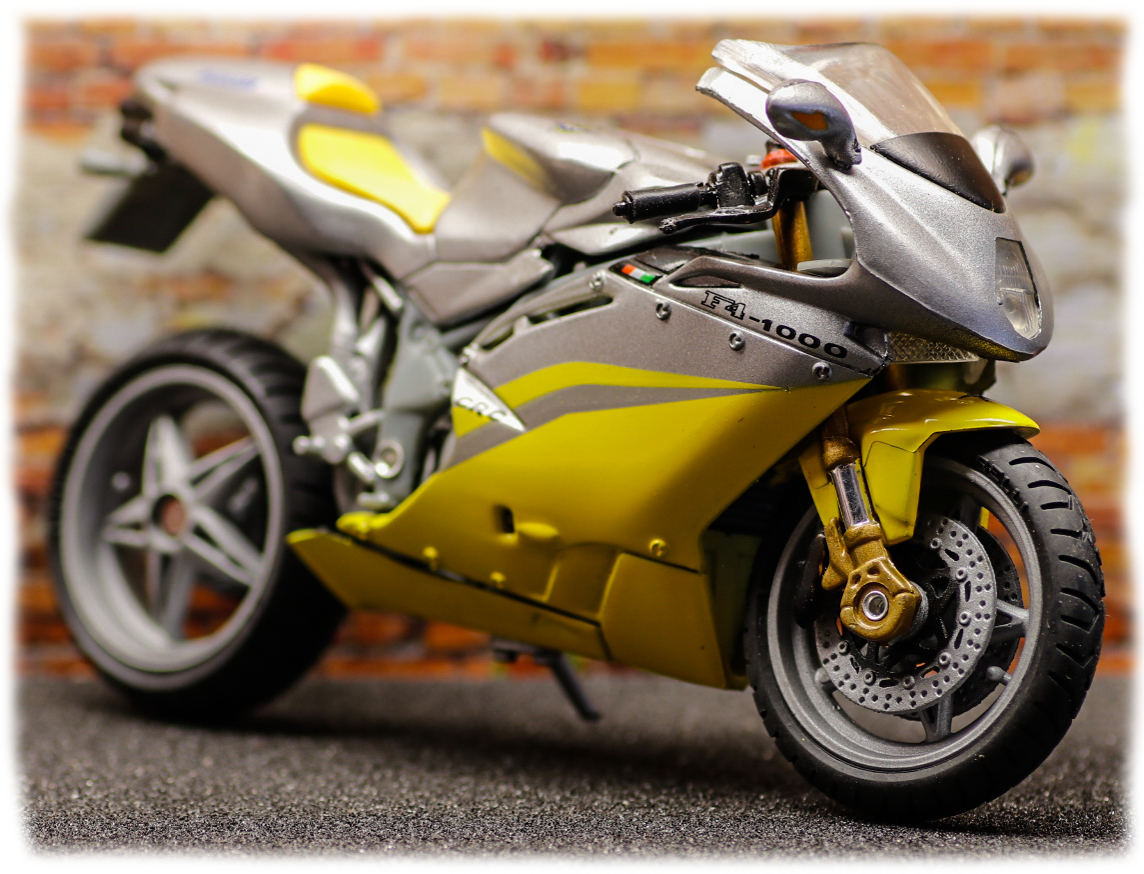 Solido MV Agusta 1000 F4