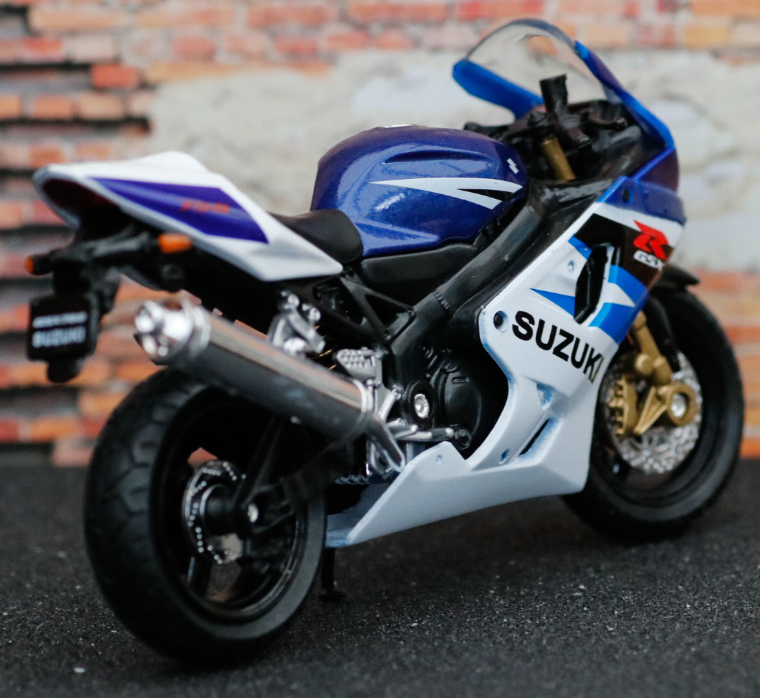 Welly Suzuki GSX-R750