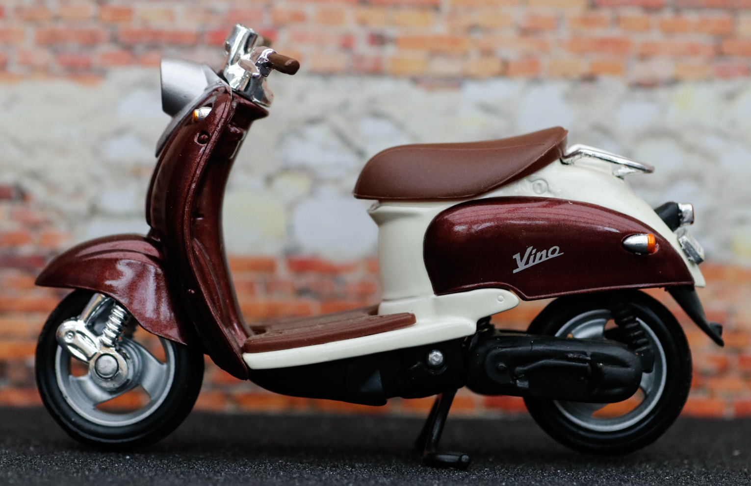 Welly Yamaha YJ50R Vino 1999